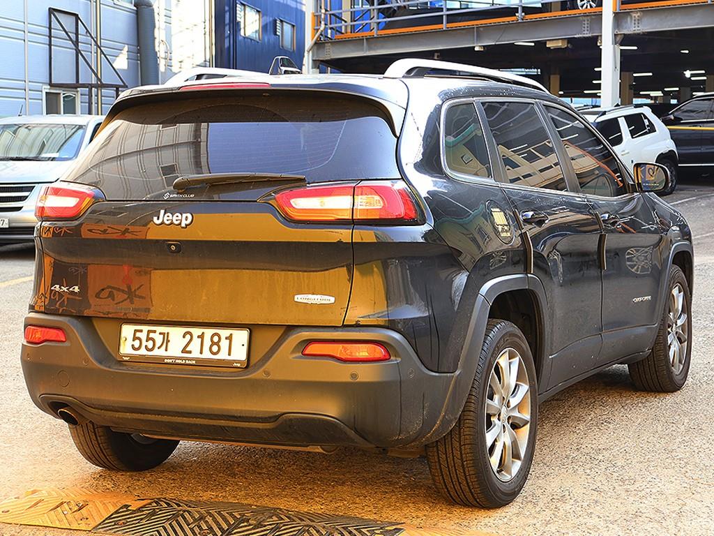 Jeep Cherokee - Vista 7