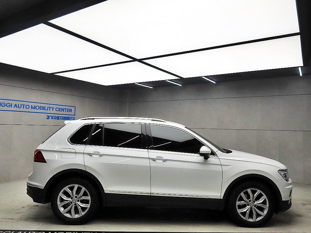 Volkswagen Tiguan - Vista 2