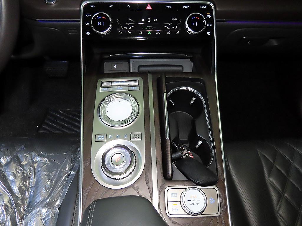 Genesis GV80 - Vista 12