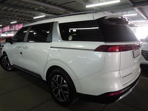 KIA Carnival - Vista 6