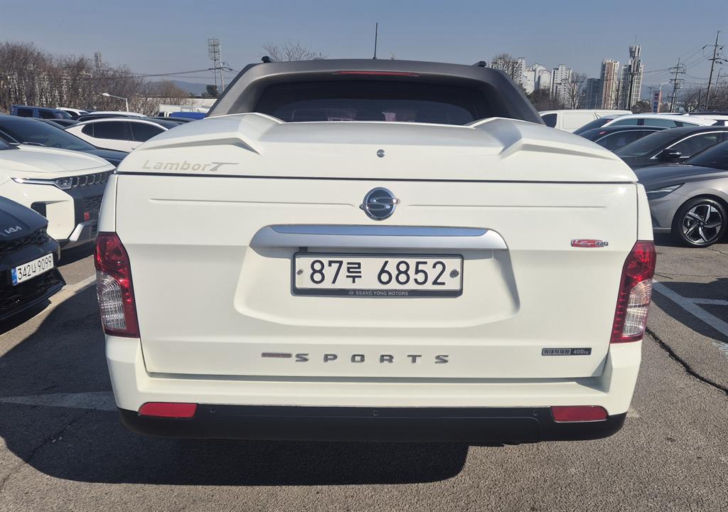 Ssangyong Korando - Vista 5