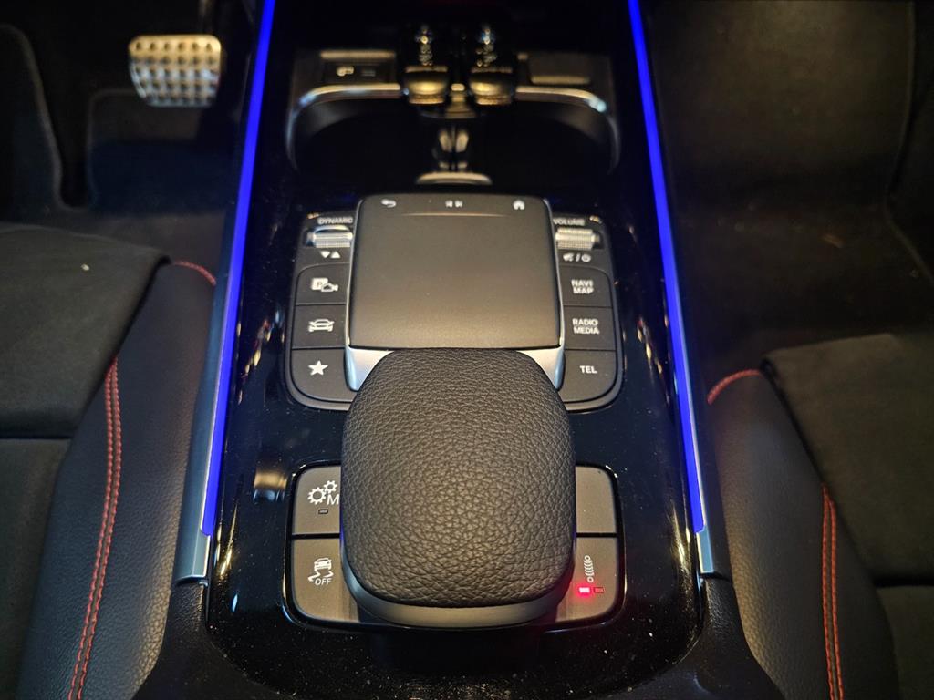 Mercedes Benz GLB Class - Vista 10