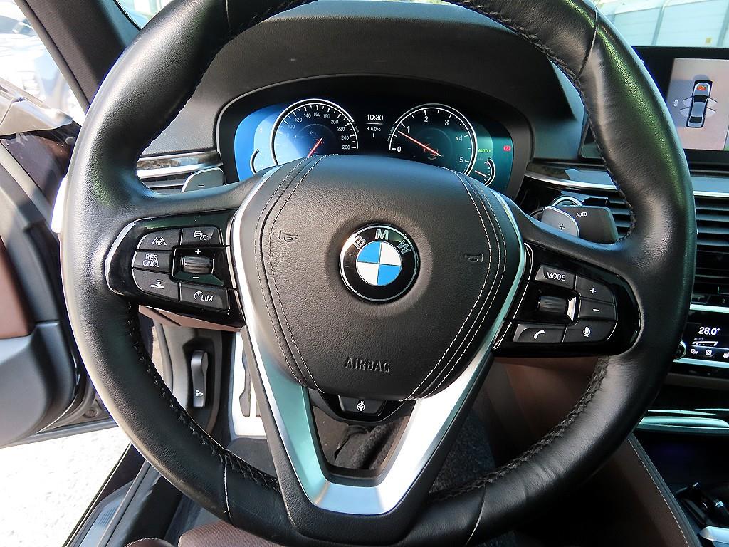 BMW 5 Series - Vista 8