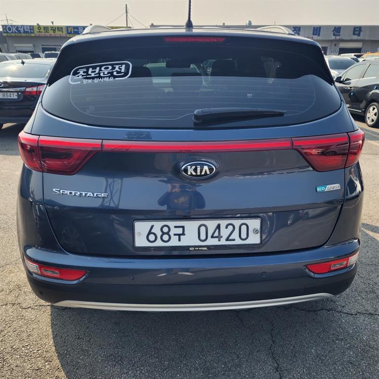 KIA Sportage - Vista 4