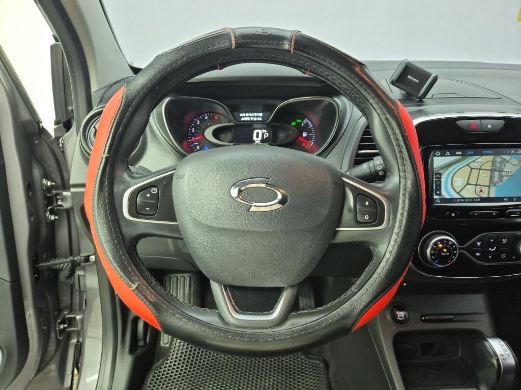 SAMSUNG QM3 - Vista 9