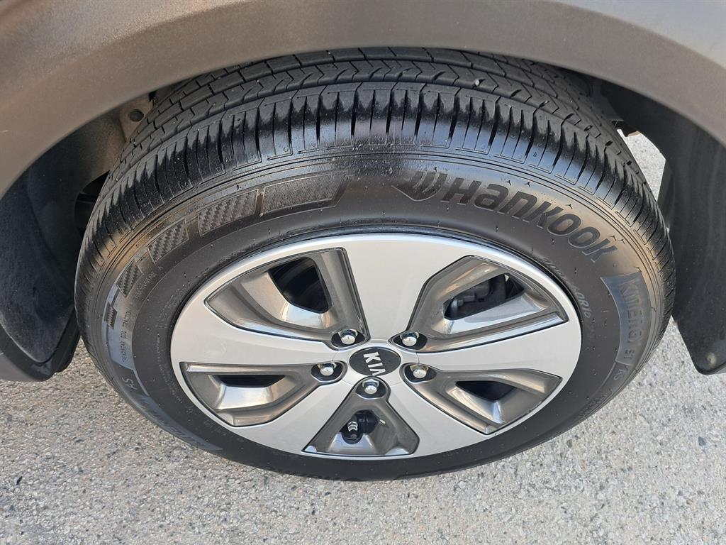 KIA Niro 2019 Azul - Importación desde Corea - HF Imports Iquique - Foto 18