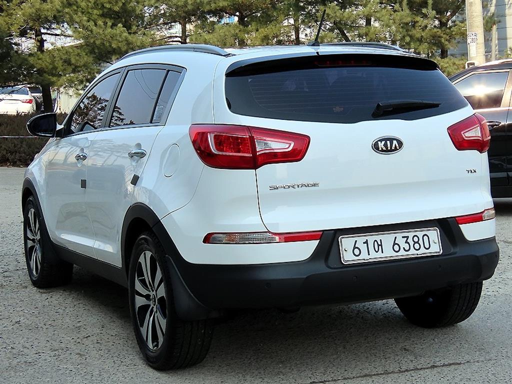 KIA Sportage - Vista 3