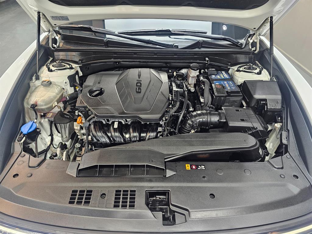 HYUNDAI Grandeur - Vista 9