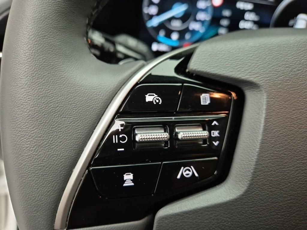 KIA Niro 2025 Blanco - Importación desde Corea - HF Imports Iquique - Foto 14