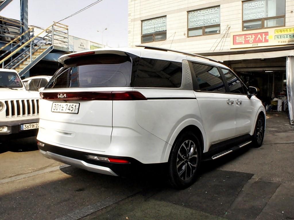 KIA Carnival - Vista 7