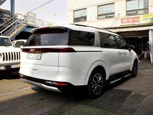 KIA Carnival - Vista 8