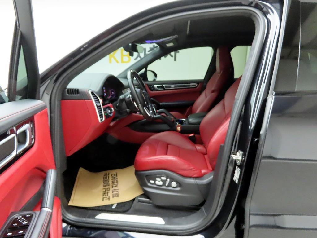 Porsche Cayenne - Vista 12