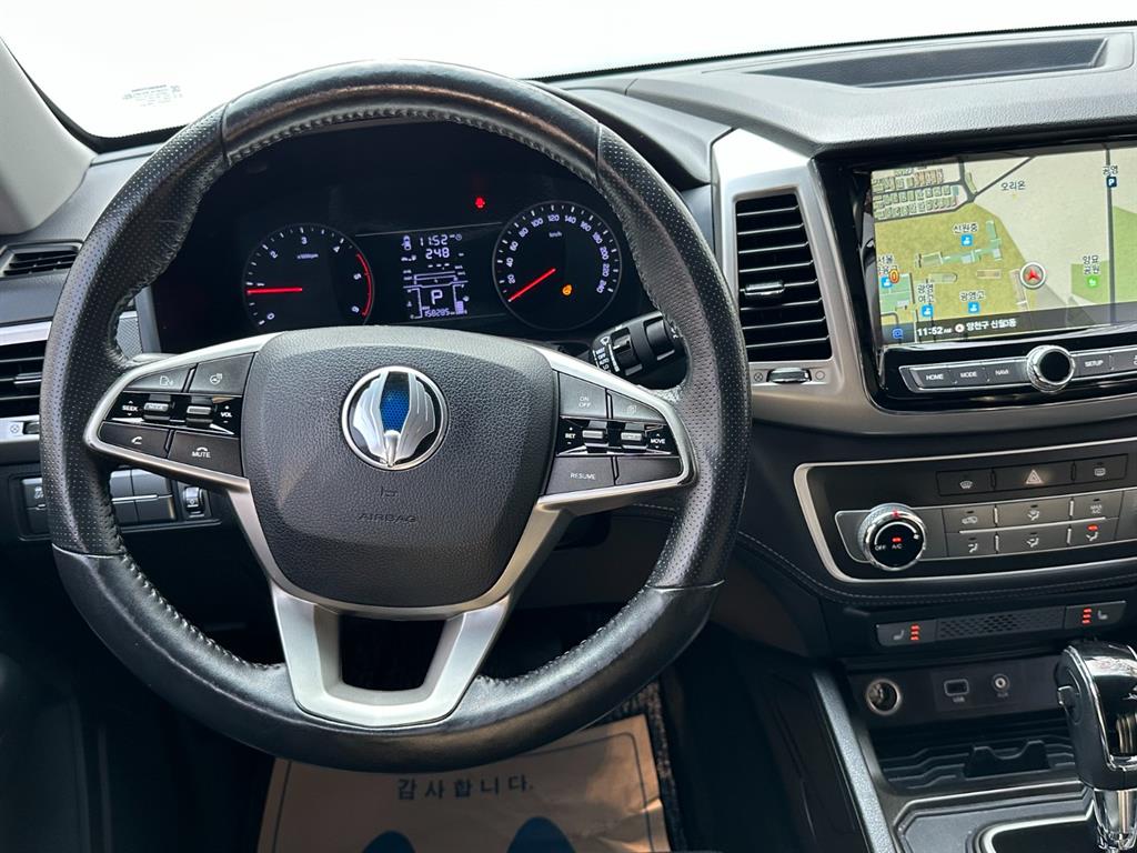 Ssangyong Rexton - Vista 9