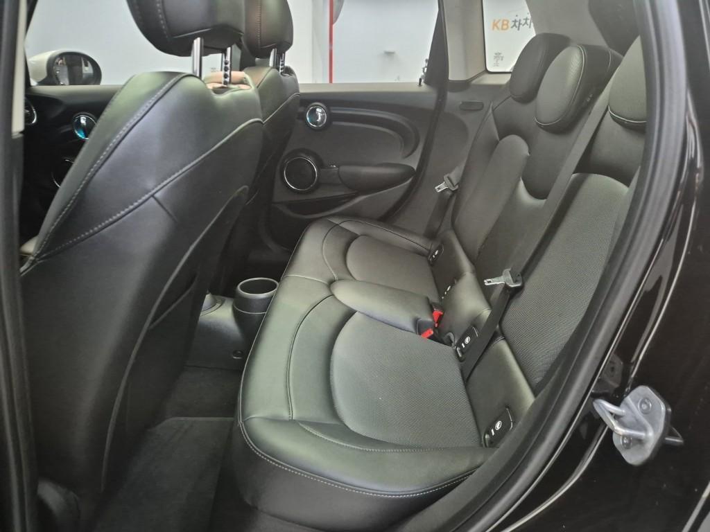 Mini Cooper - Vista 11