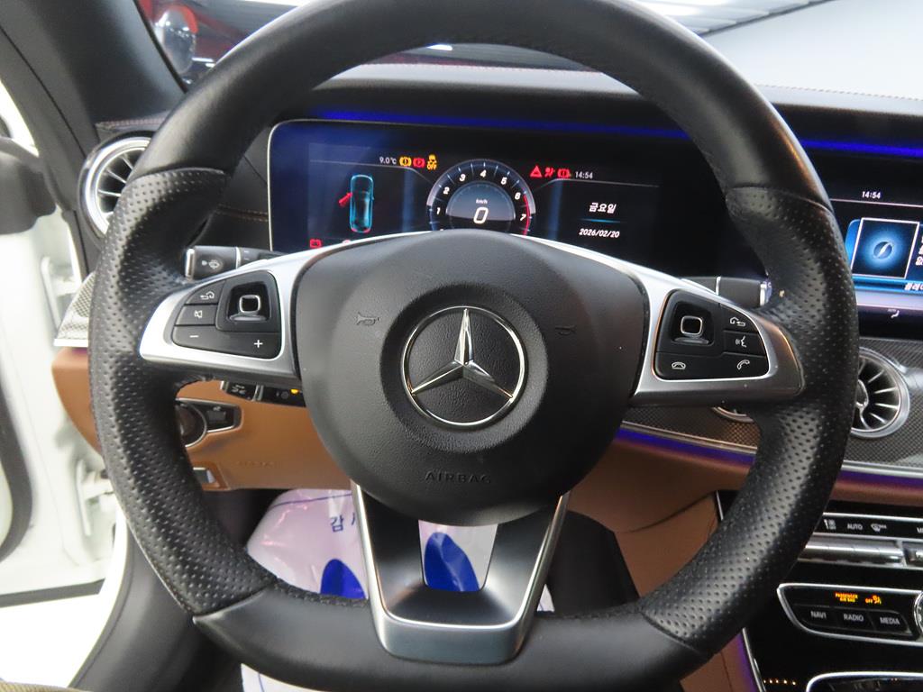 Mercedes Benz E class - Vista 7