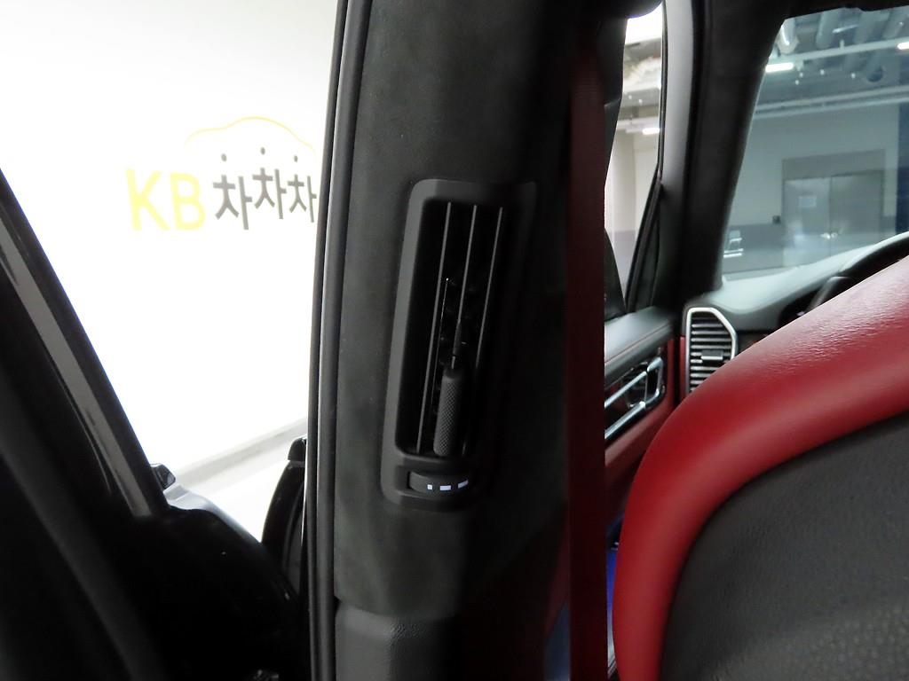 Porsche Cayenne - Vista 10