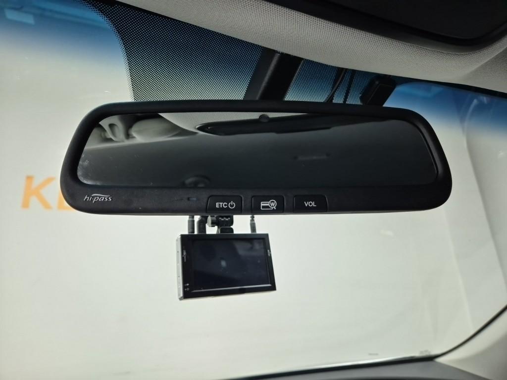 KIA Sorento 2016 Plateado - Importación desde Corea - HF Imports Iquique - Foto 16