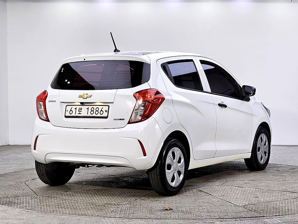 Chevrolet Spark - Vista 4