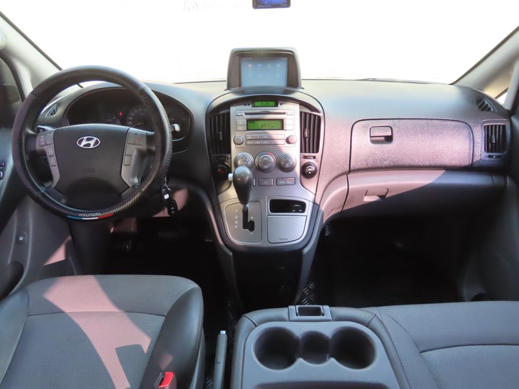 HYUNDAI Starex 2012 Gris - Importación desde Corea - HF Imports Iquique - Foto 8