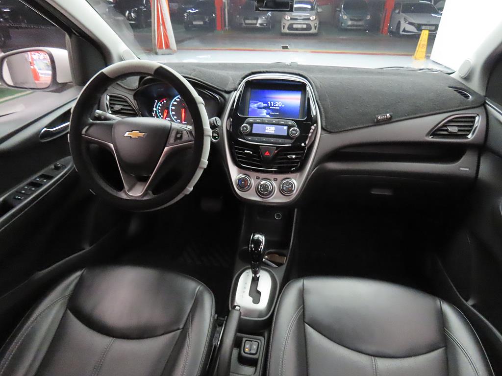 Chevrolet Spark - Vista 5