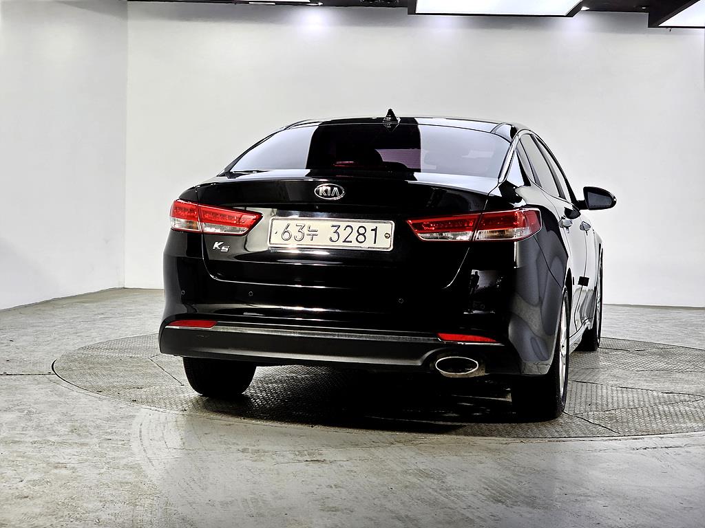 KIA K5 - Vista 4