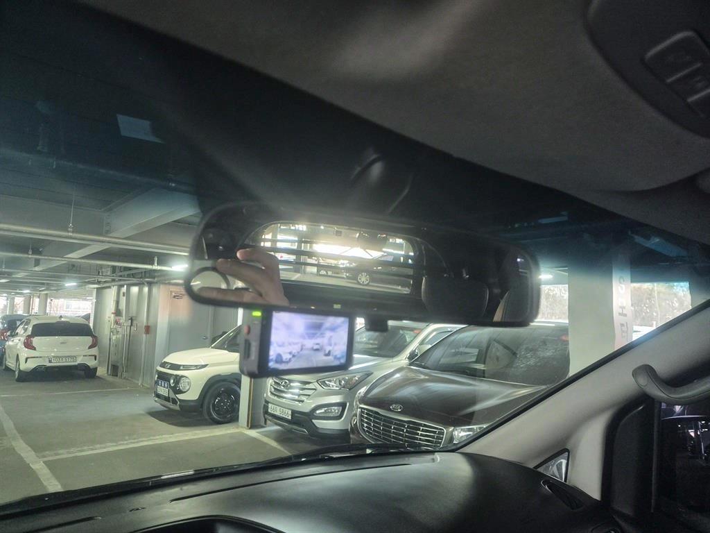 HYUNDAI Starex - Vista 10