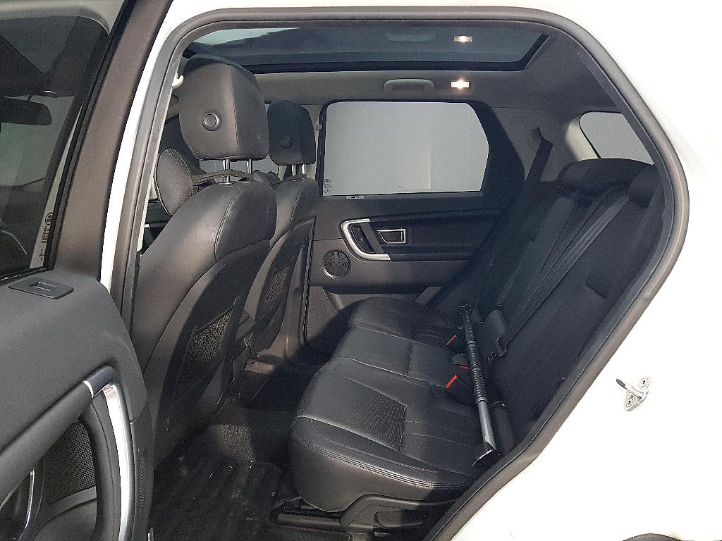 Land Rover Discovery Sports - Vista 9