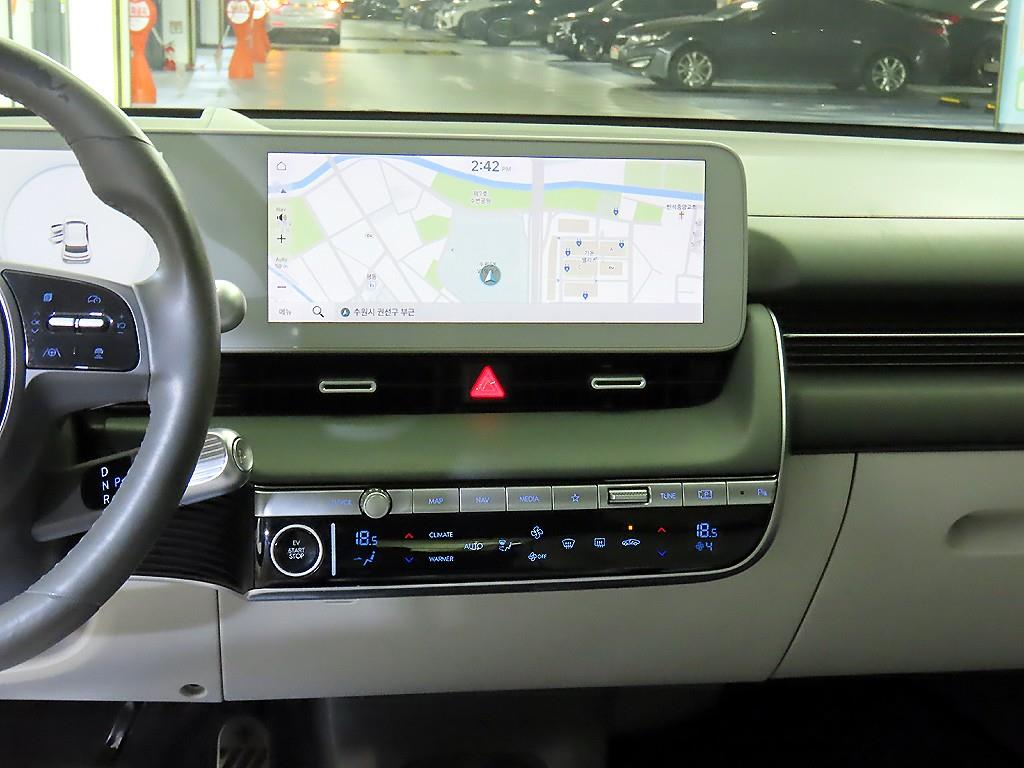 HYUNDAI Ioniq 5 - Vista 11