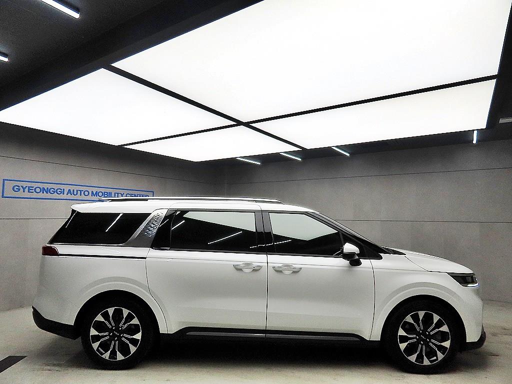 KIA Carnival - Vista 2