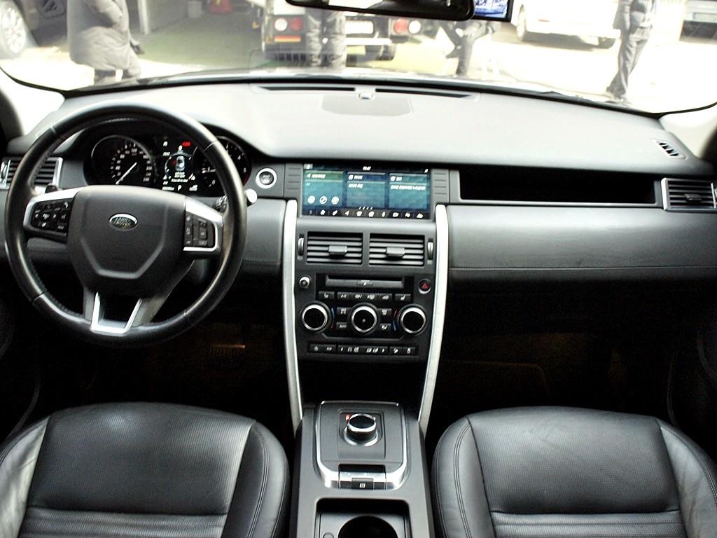 Land Rover Discovery Sports 2018 Negro - Importación desde Corea - HF Imports Iquique - Foto 7