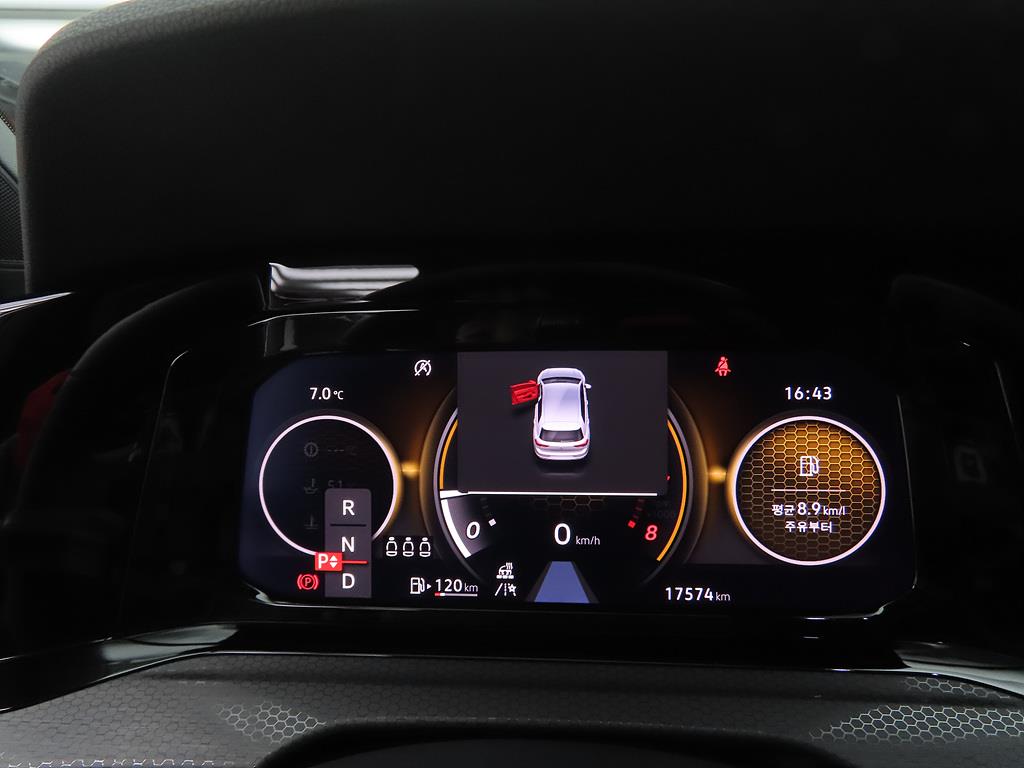 Volkswagen Golf - Vista 9