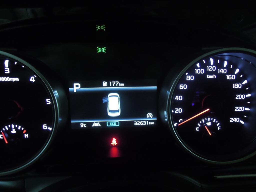 KIA Carnival 2021 Blanco - Importación desde Corea - HF Imports Iquique - Foto 10