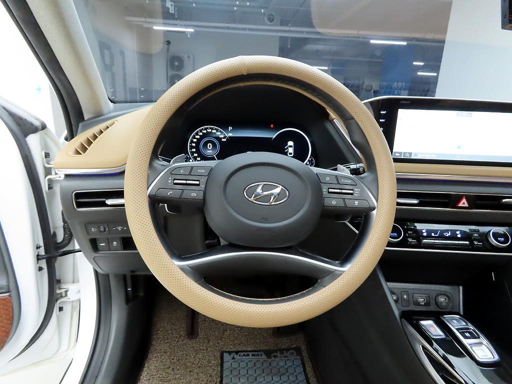 HYUNDAI Sonata - Vista 7