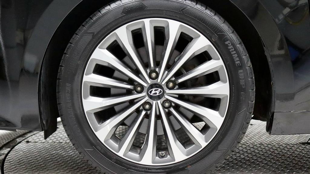 HYUNDAI Grandeur - Vista 7