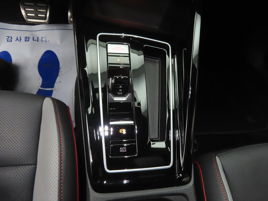 Volkswagen Golf - Vista 12