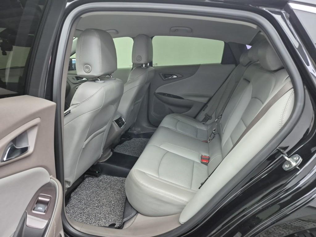 Chevrolet Malibu - Vista 12