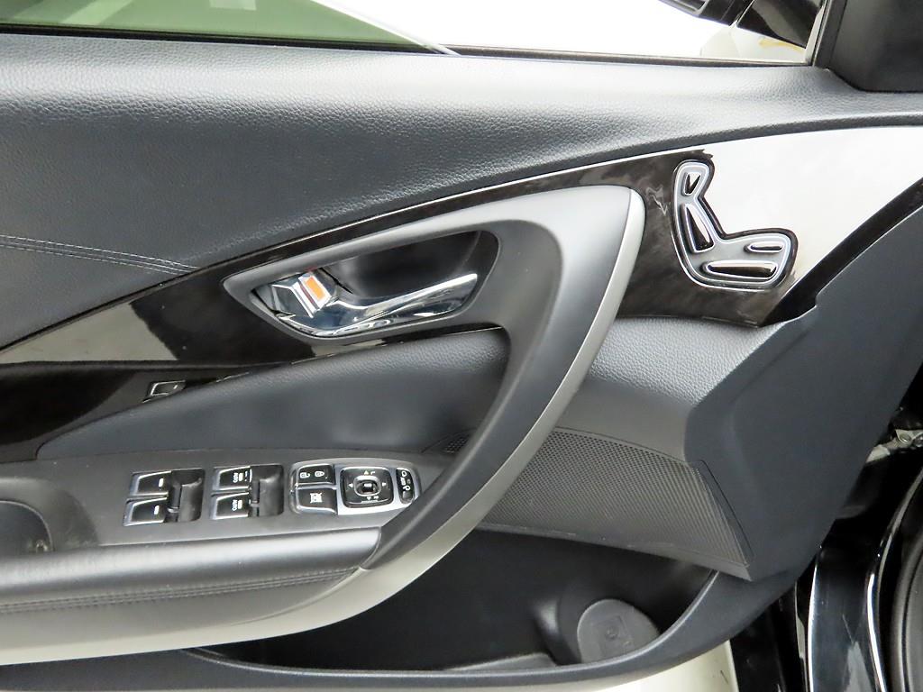 HYUNDAI Grandeur - Vista 11