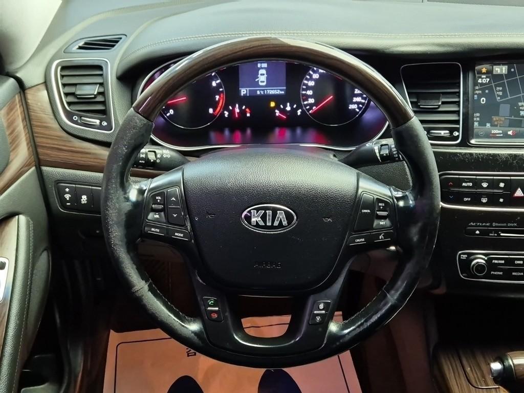 KIA K7 - Vista 7
