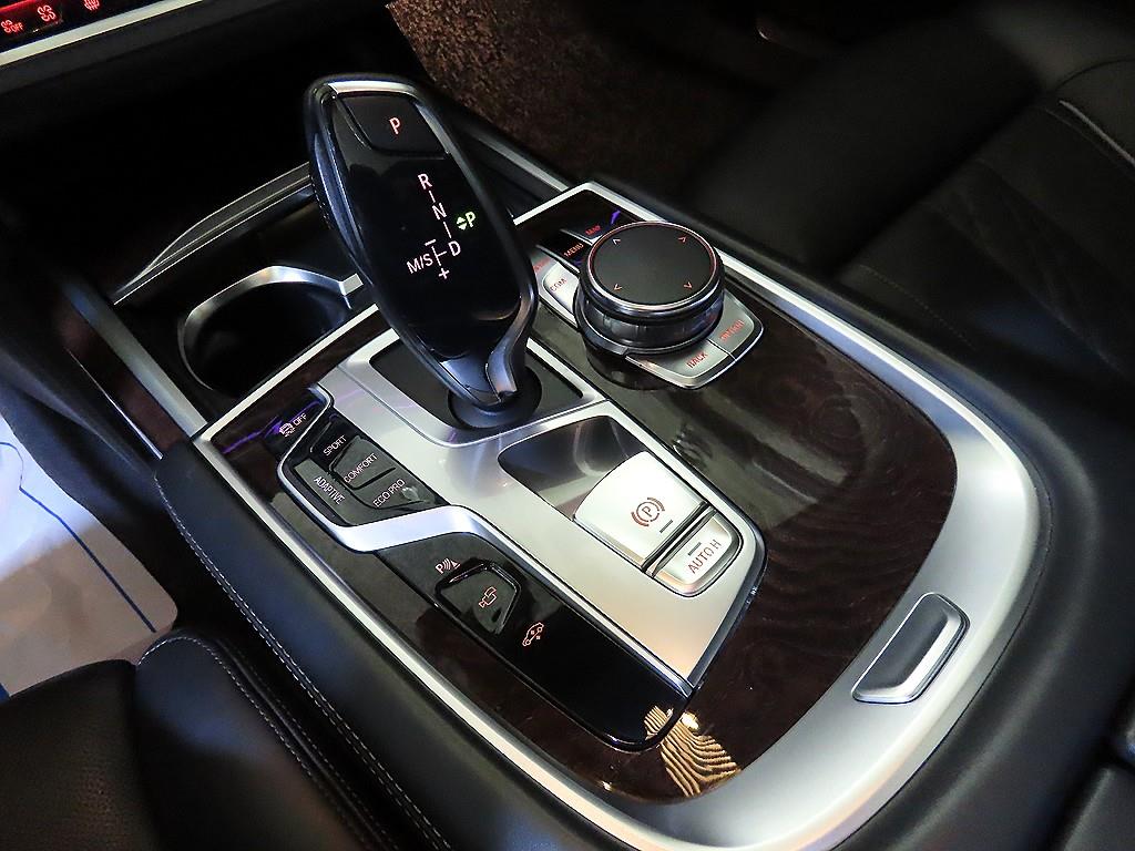 BMW 7 Series - Vista 12