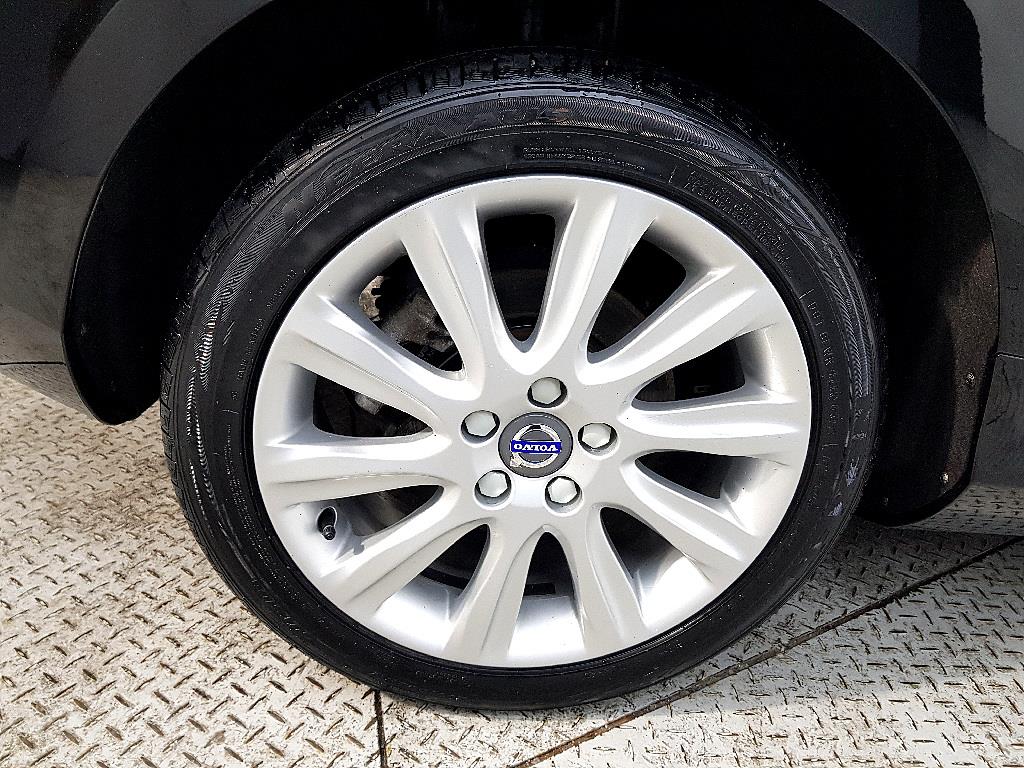 Volvo V40 2016 Negro - Importación desde Corea - HF Imports Iquique - Foto 20