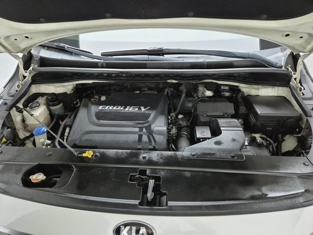 KIA Carnival - Vista 5