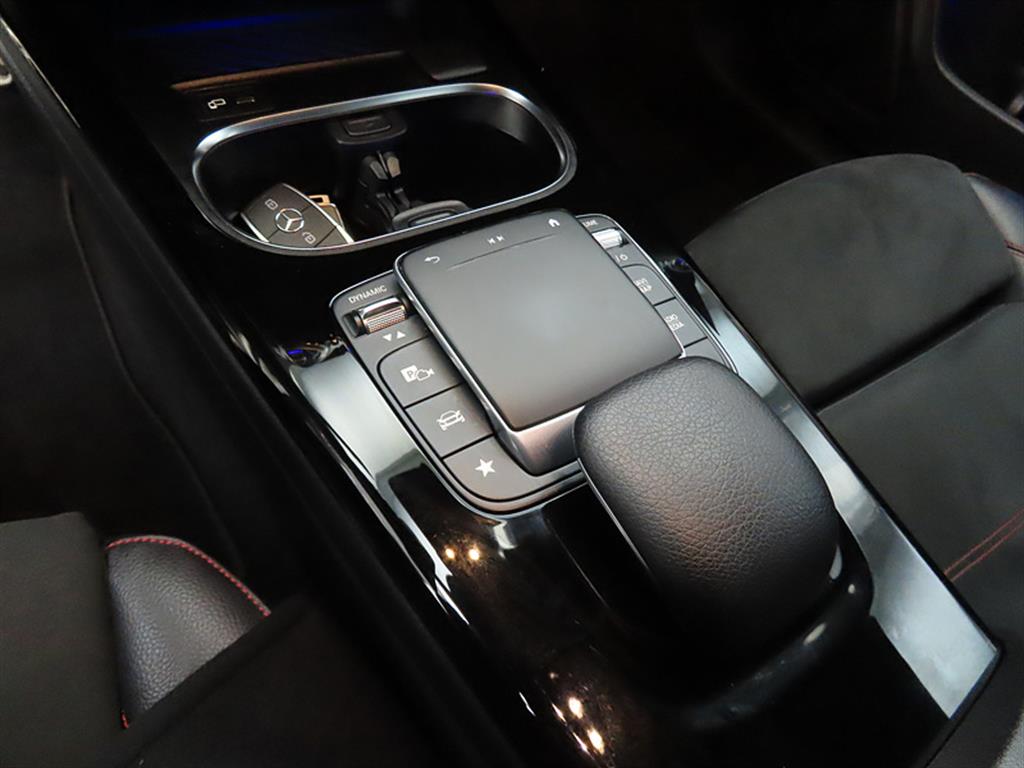 Mercedes Benz CLA Class - Vista 10