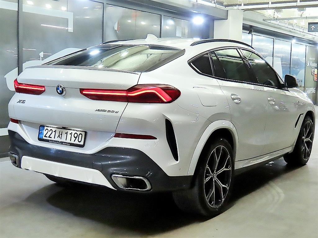 BMW X6 - Vista 4