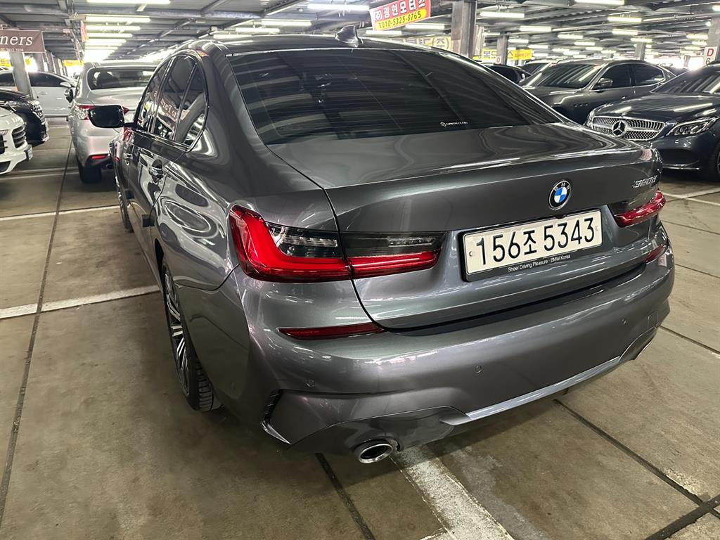 BMW 3 series - Vista 4