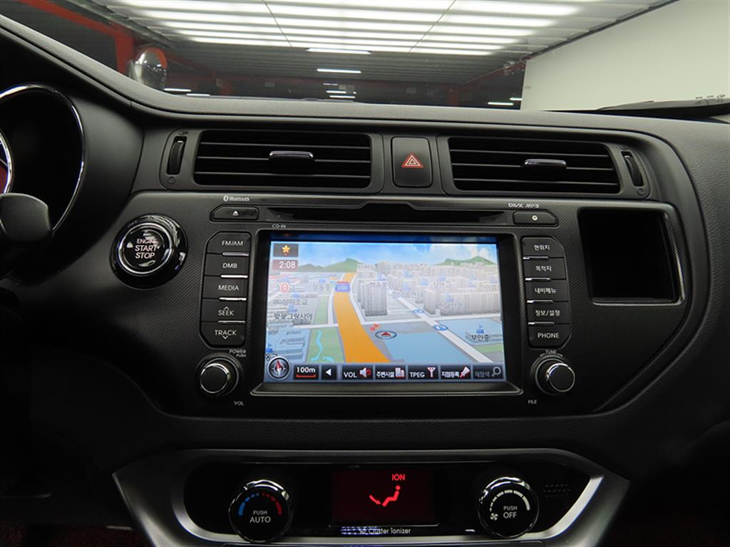 KIA Pride 2014 Negro - Importación desde Corea - HF Imports Iquique - Foto 14