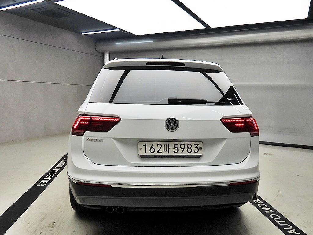 Volkswagen Tiguan - Vista 3