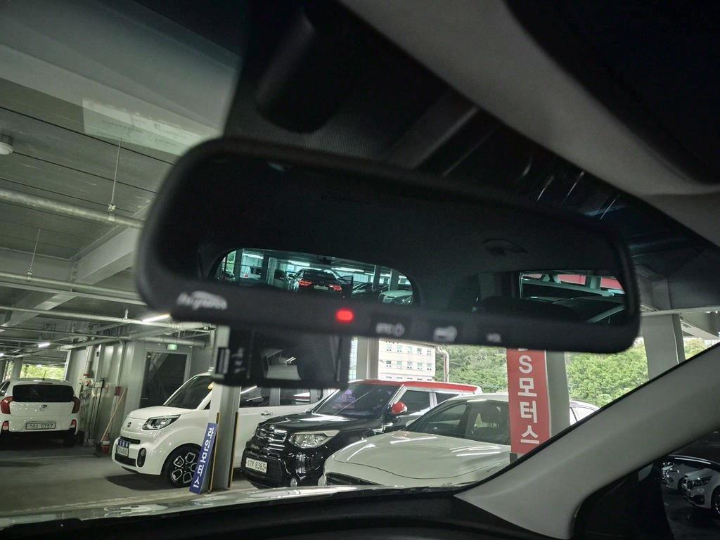 KIA Sorento - Vista 10