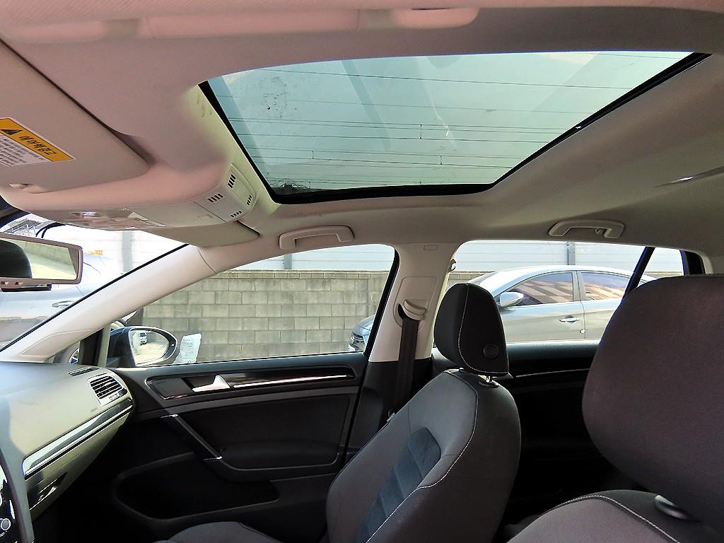 Volkswagen Golf 2015 Azul - Importación desde Corea - HF Imports Iquique - Foto 17