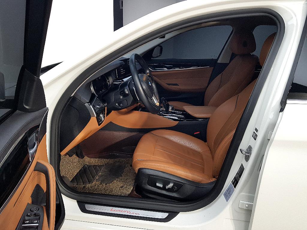 BMW 5 Series - Vista 8