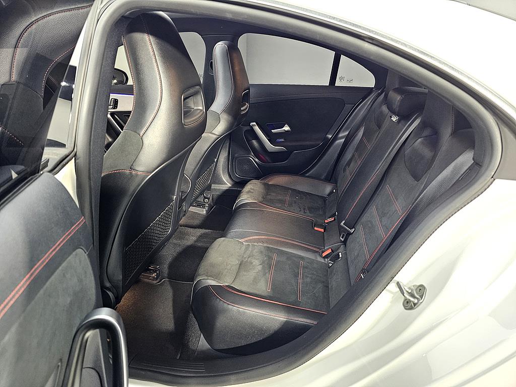 Mercedes Benz CLA Class - Vista 9